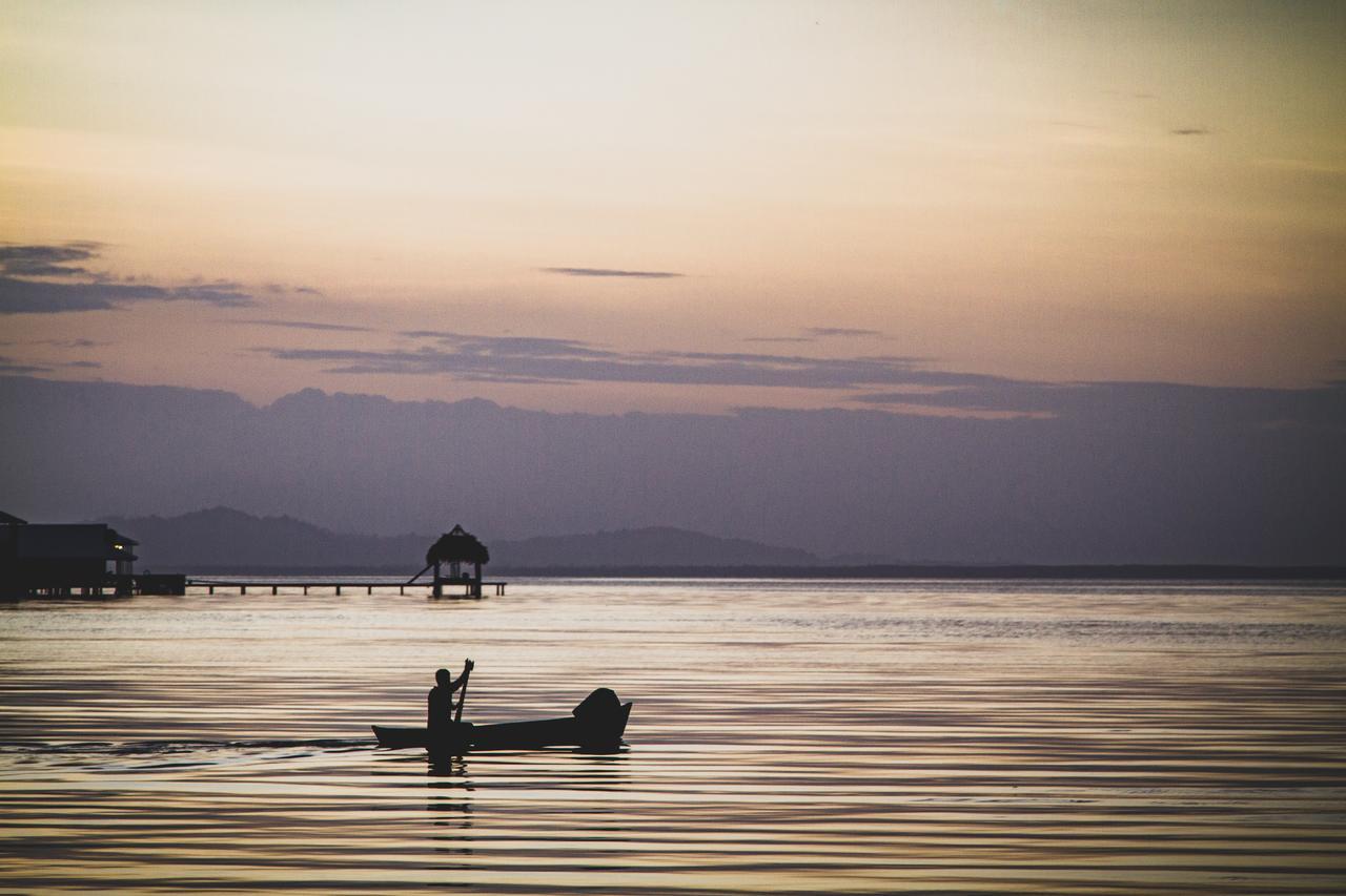 Barrbra Bnb Over The Sea Бокас-дель-Торо Экстерьер фото